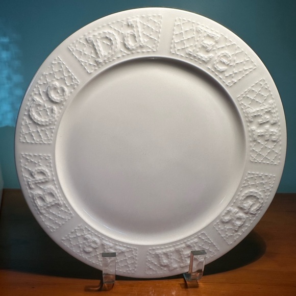 3-Piece Bone China Child Set - NIB - Picture 10 of 13